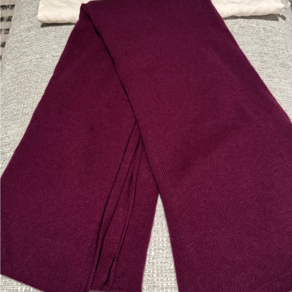 White + Warren Cashmere Travel Wrap/Scarf - Picture 4 of 6